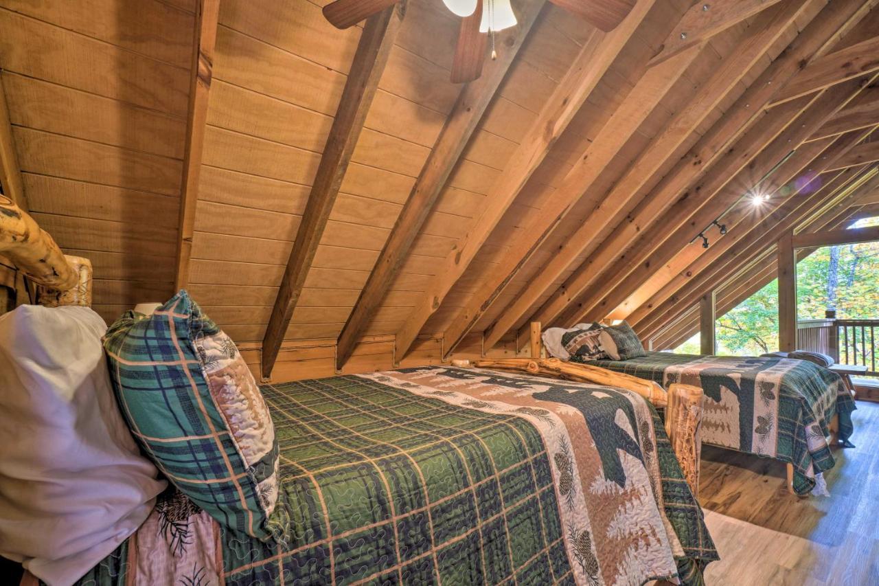 Sevierville Sanctuary Hot Tub, Pool Table And Deck! Exteriér fotografie