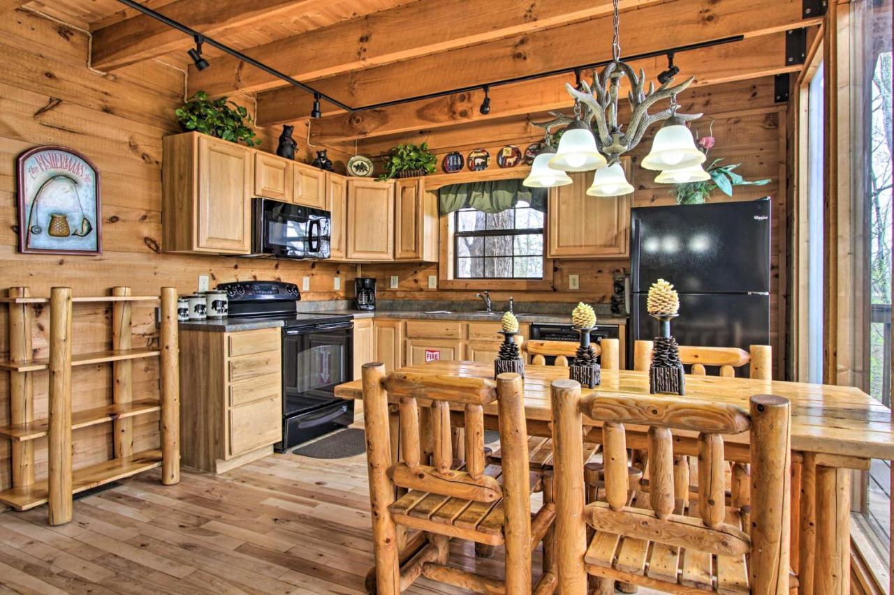 Sevierville Sanctuary Hot Tub, Pool Table And Deck! Exteriér fotografie