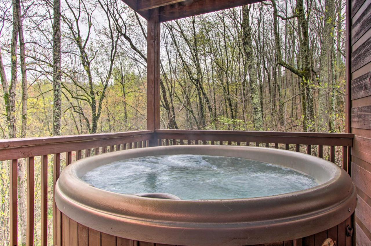 Sevierville Sanctuary Hot Tub, Pool Table And Deck! Exteriér fotografie
