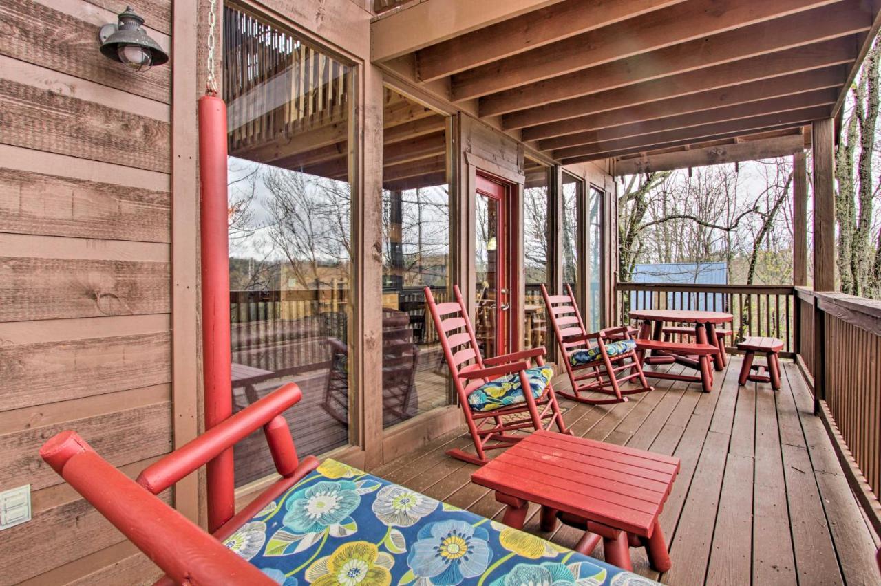 Sevierville Sanctuary Hot Tub, Pool Table And Deck! Exteriér fotografie