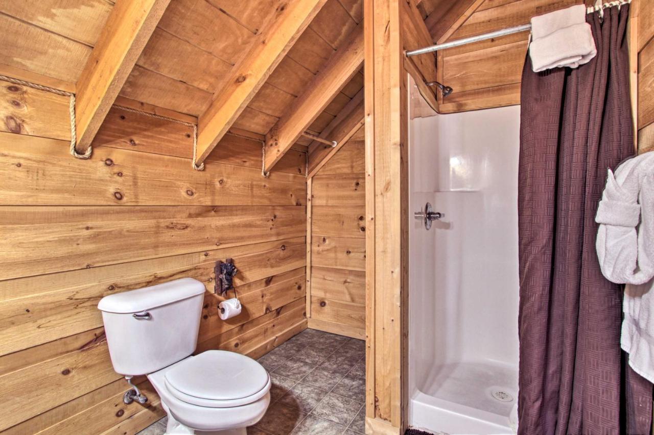 Sevierville Sanctuary Hot Tub, Pool Table And Deck! Exteriér fotografie